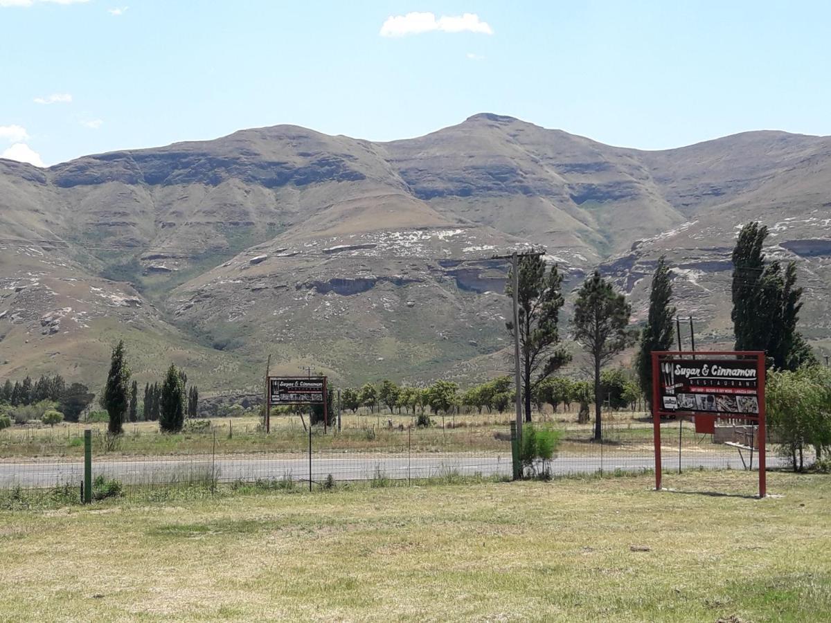 Willow Manor Clarens Exterior photo